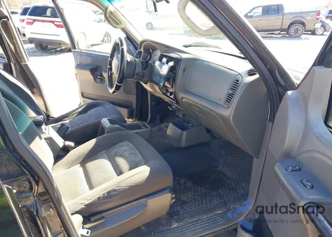 2004 Ford Explorer Sport Trac Adrenalin/Xls/Xlt z USA, uszkodzony, nr VIN 1FMZU67K54UA39229